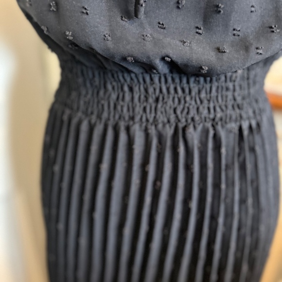 Pretty Garden Black Midi Dress - Picture 7 of 14